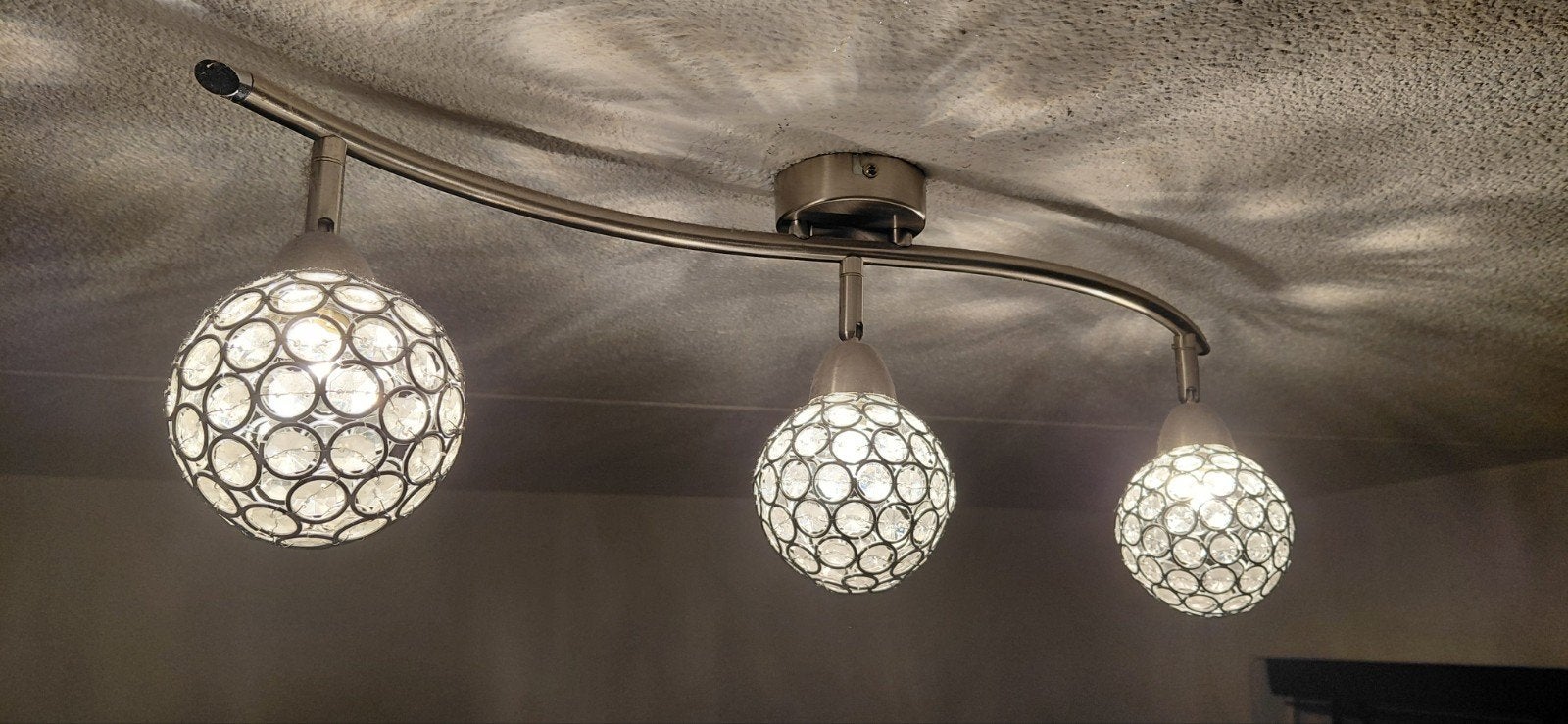 Moderne plafondlamp met 3 kristallen bollen, Zo goed als nieuw, Glas, Minder dan 25 cm, Minder dan 100 cm