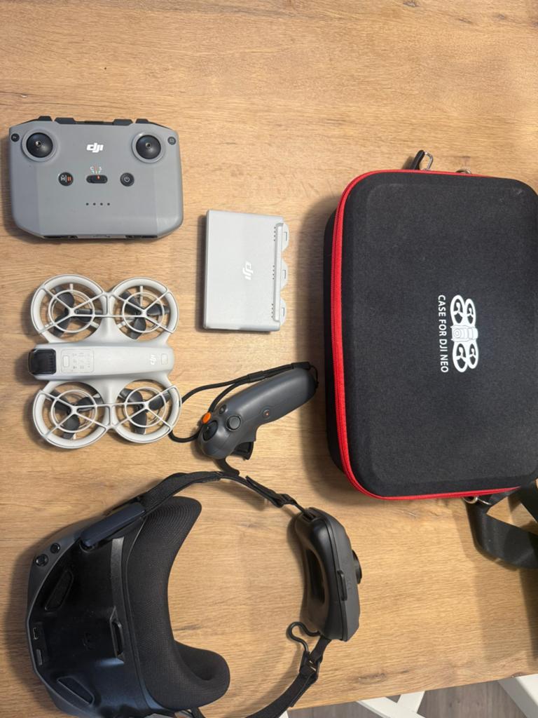 DJI Neo FPV Set Compleet, Audio, Tv en Foto, Drones, Gebruikt, Ophalen of Verzenden