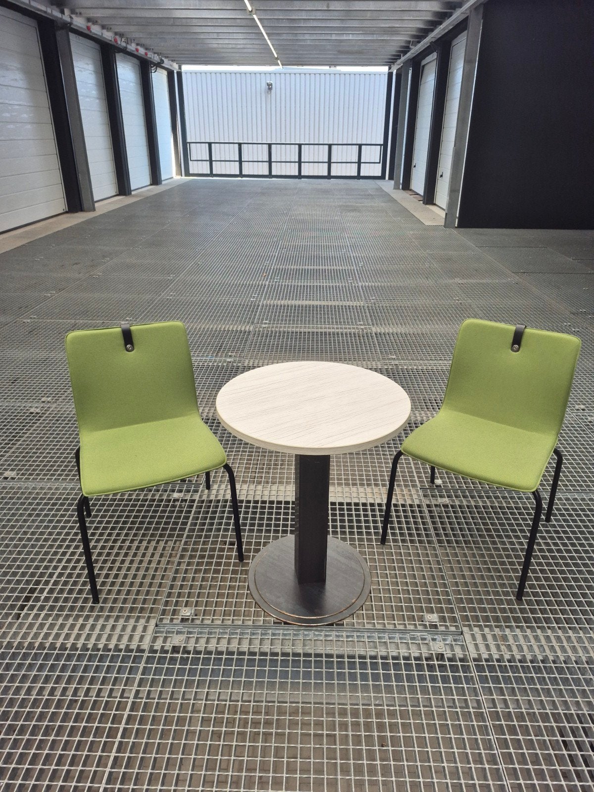 6 Groene Stoelen en 2 Tafeltjes, Ophalen, Gebruikt, Overige kleuren, Stof