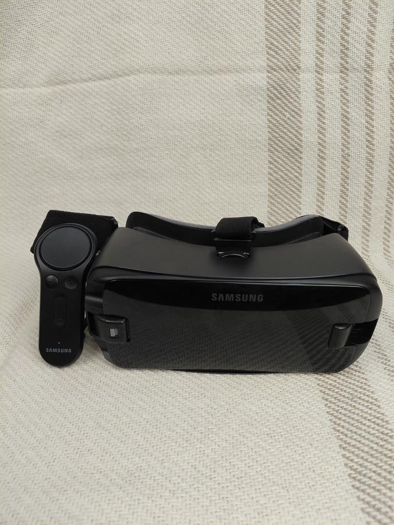 Samsung Gear VR Virtual Reality Headset met Controller, Spelcomputers en Games, Virtual Reality, Ophalen of Verzenden, Gebruikt