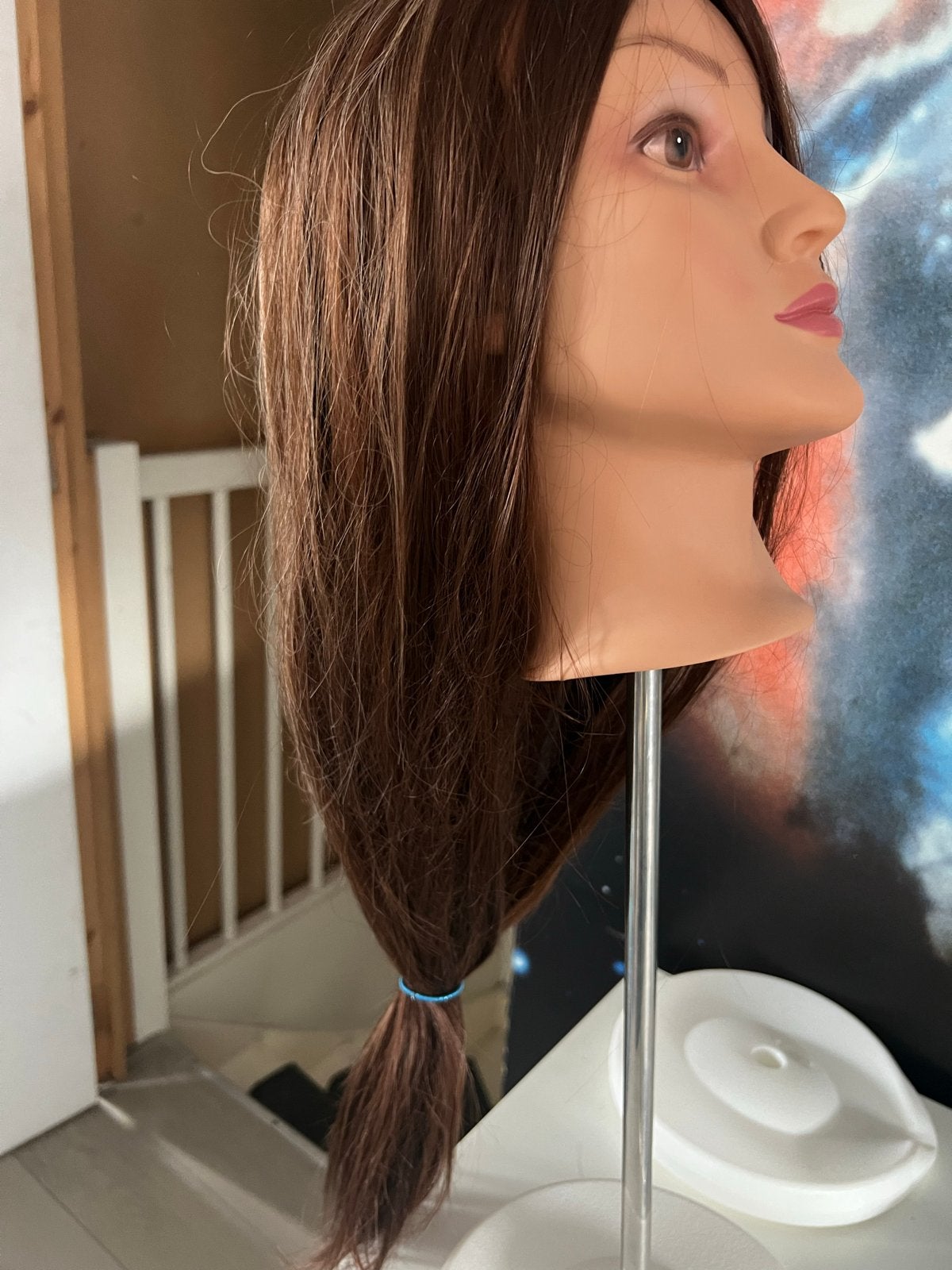 oefenhoofd met lang, bruin haar is perfectnen ,, Ophalen, Zo goed als nieuw