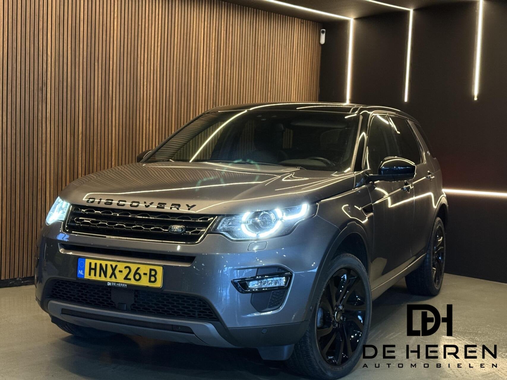 Land Rover Discovery Sport 2.0 Si4 SE Dynamic INCL12MND GRNT, Auto's, Adaptive Cruise Control, Gebruikt, 4 cilinders, 2000 kg