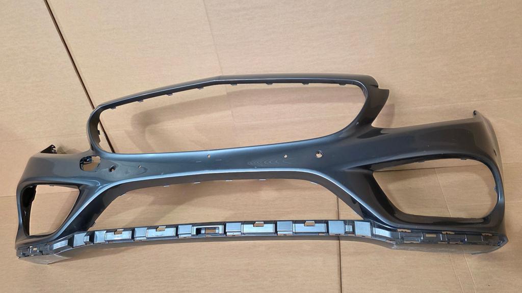 Mercedes C Klasse W205 AMG ORIGINEEL VOORBUMPER A2058850925, Gebruikt, -, Voor, Ophalen of Verzenden
