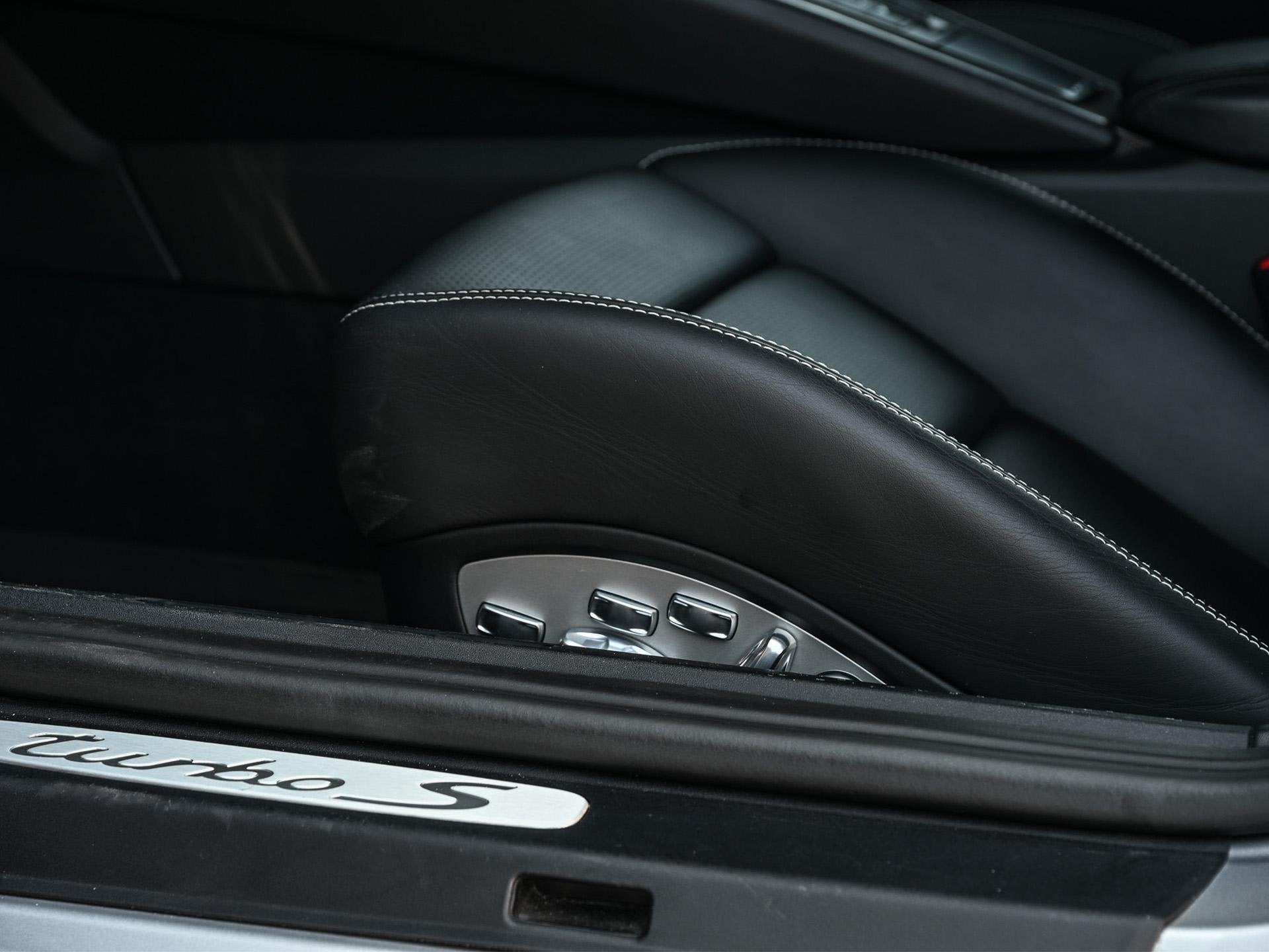 Porsche 911 Cabrio 3.8 Turbo S | Keramische Remmen | Carbon, Auto's, Automaat, Gebruikt, Cabriolet, 4 stoelen