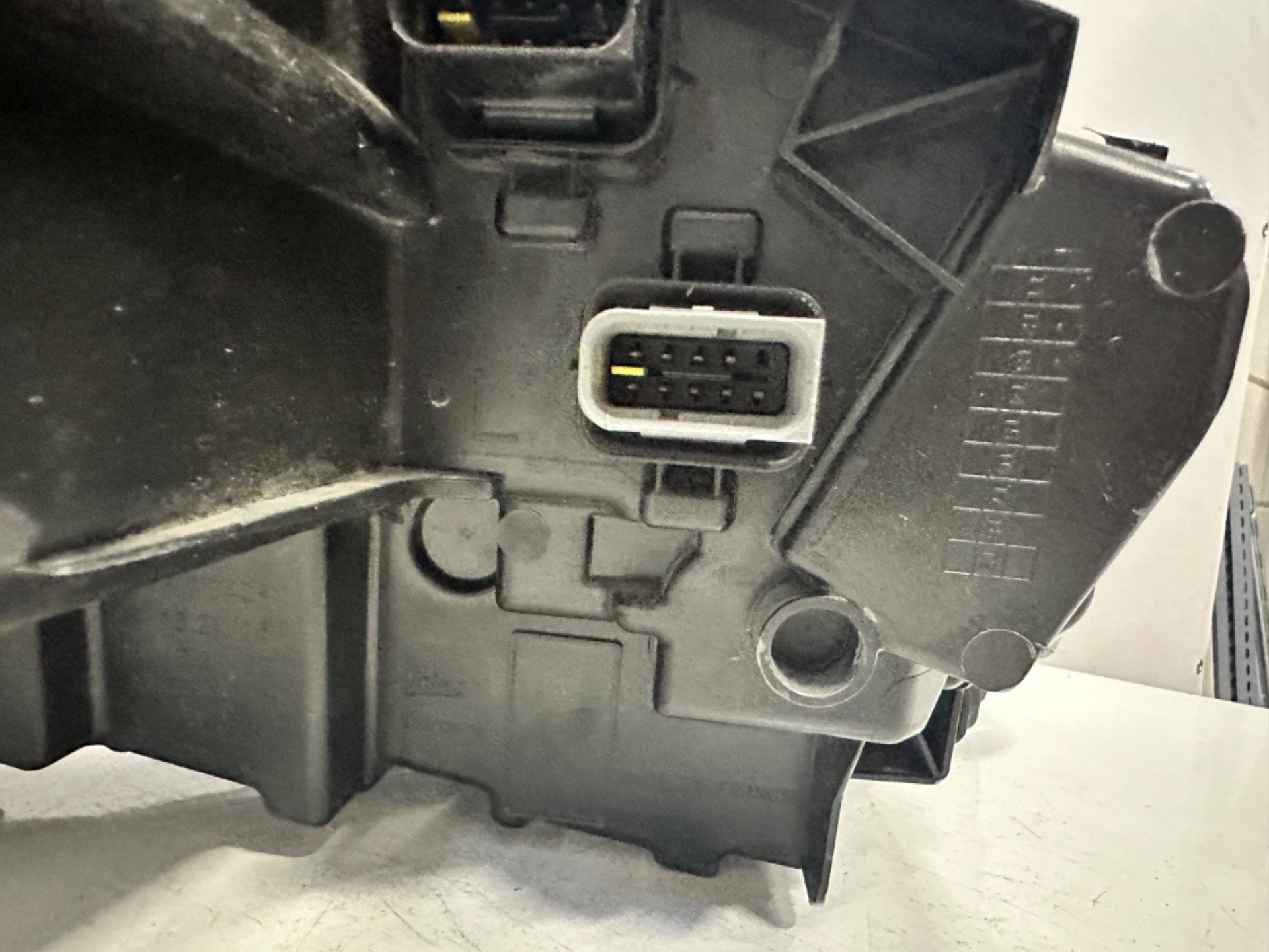 PEUGEOT 3008 5008 FACELIFT LED KOPLAMP 9836230280, Taurusavenue 1
2132 LS  Hoofddorp, NL, Gebruikt, Contact.group@renault.com