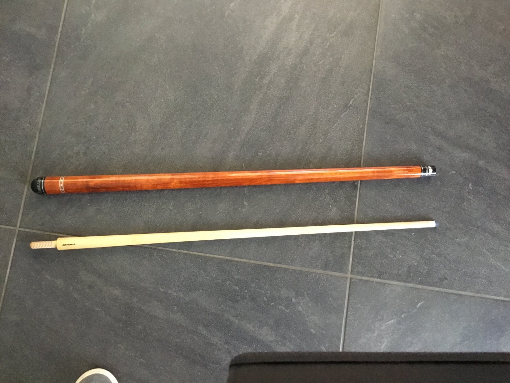 Artemis biljart keu, Ophalen of Verzenden, Zo goed als nieuw, Keu of Ballen