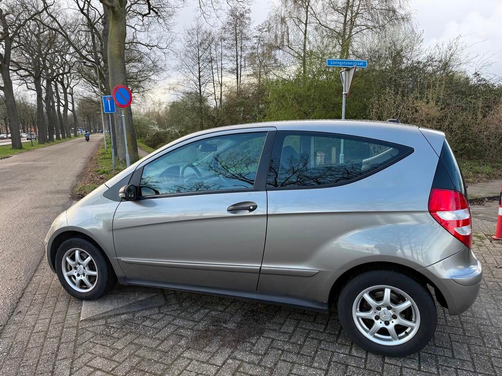 Mercedes-Benz A-klasse 150 Classic Geweldige en unieke staat, Voorwielaandrijving, Stof, Huisgarantie, 49 €/maand