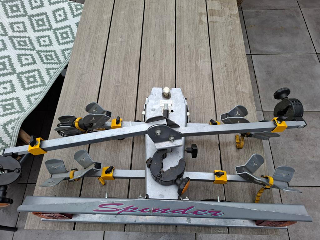 Spinder Falcon RC-2-F Trekhaak Fietsendrager (2 fietsen), Ophalen