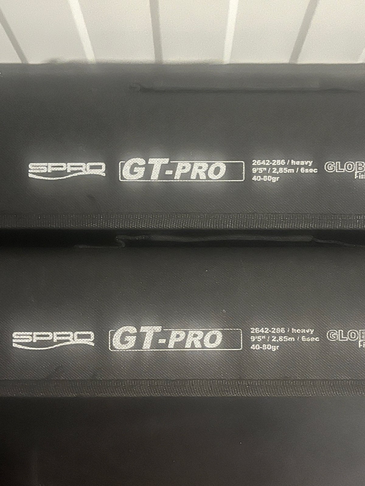 2x Spro GT-Pro Globetrotter 9,5ft 6-delige Werphengel, Ophalen, Zo goed als nieuw, Werphengel