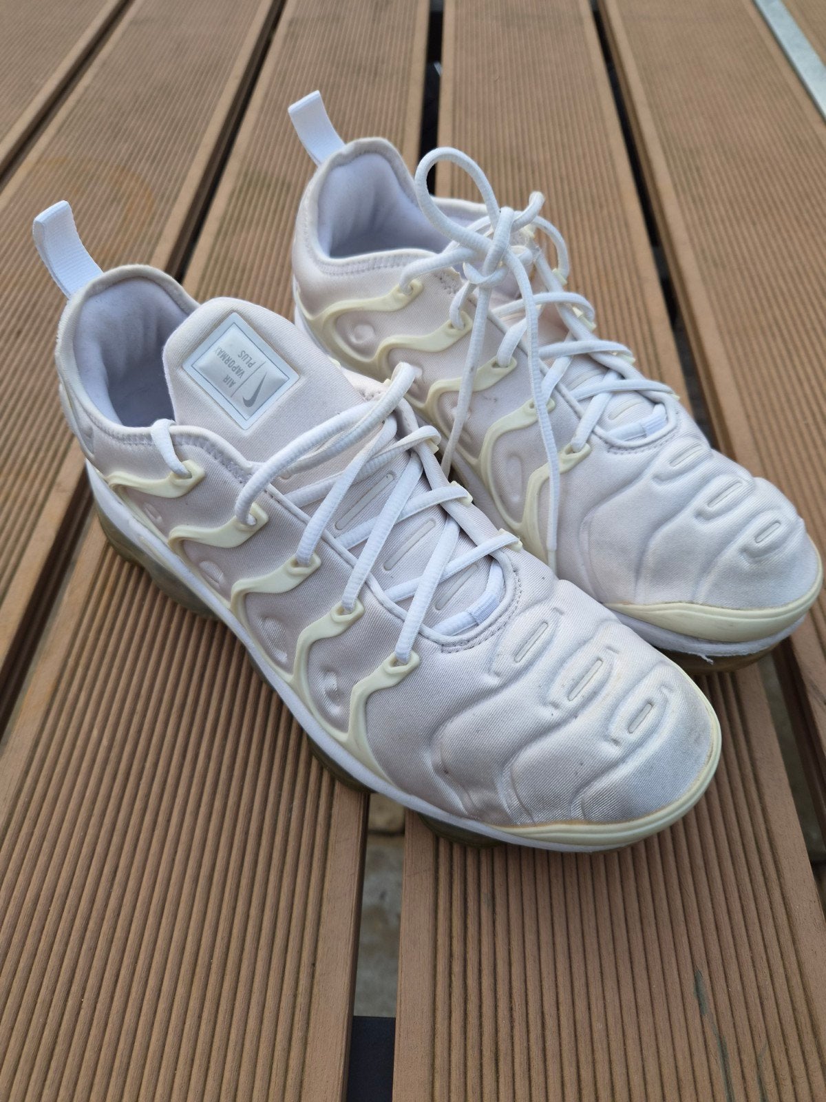 Nike Air Vapormax Plus - Maat 42.5, Wit, Nike, Ophalen of Verzenden, Sneakers of Gympen