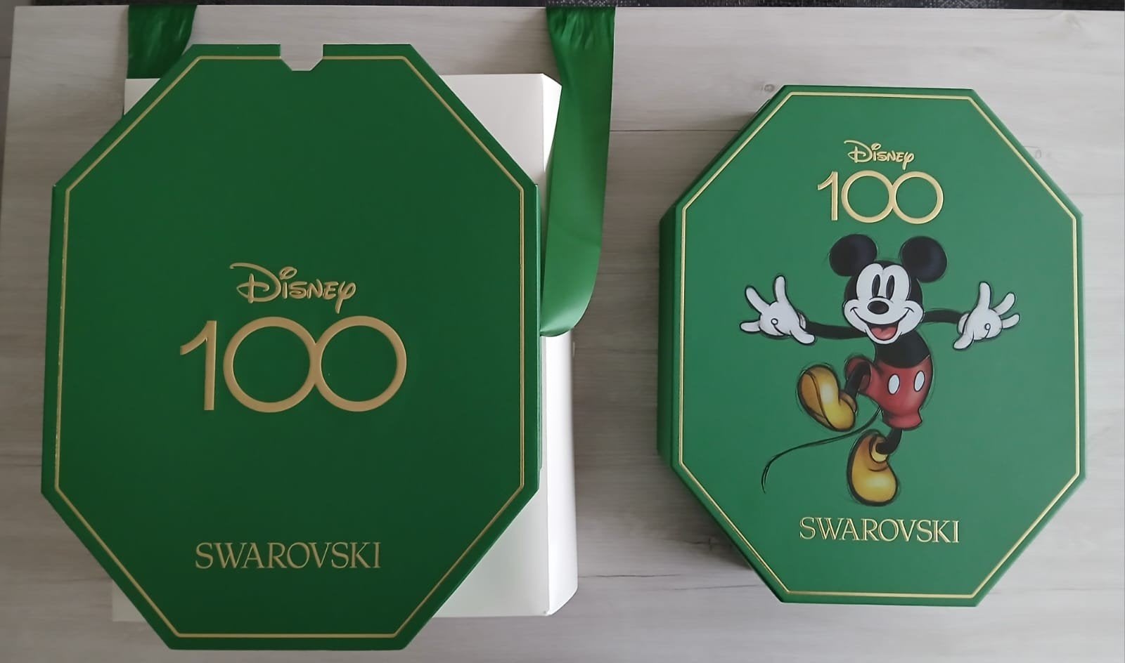 Swarovski disney mickey 100jaar adventkalender, Verzamelen, Swarovski, Ophalen of Verzenden, Zo goed als nieuw, Figuurtje