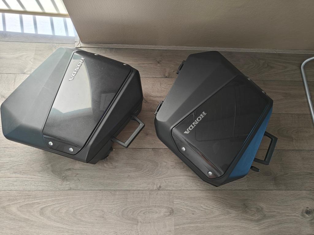 Honda (X-ADV Forza NT1100) Zijkoffers met Binnentassen, Motoren, Ophalen of Verzenden, Nieuw