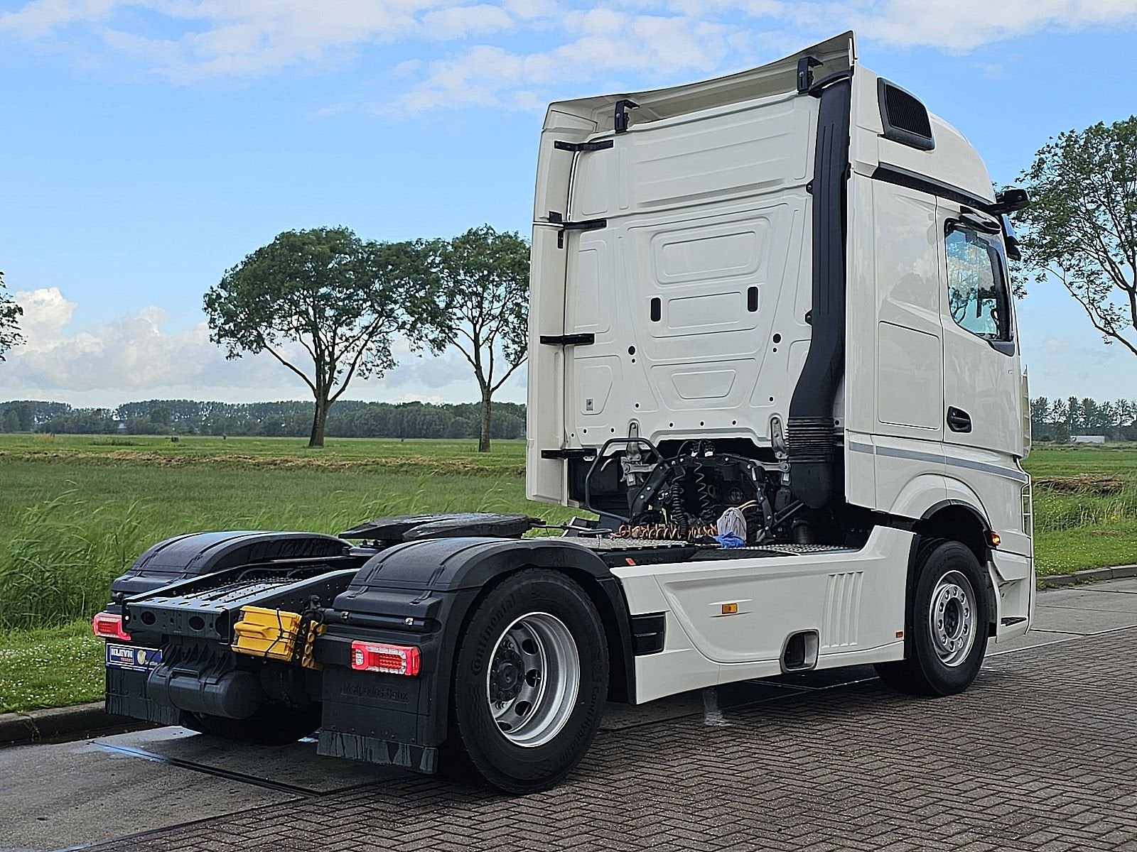 MERCEDES-BENZ ACTROS 1845 LS bigspace retarder, Auto's, Vrachtwagens, Automaat, Euro 6, Wit, Mercedes-Benz