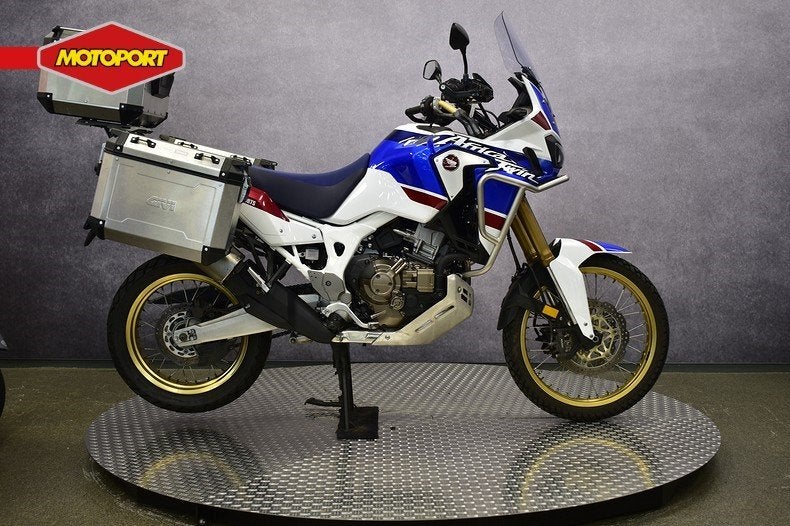 Honda CRF 1000 ADVENTURE SPORTS DCT (bj 2018), Motoren, Info@motoportwormerveer.nl, Honda Motor Europe, Crystal Bldng B-Unit B11.2 Rivium Blv200
2909 LK  Capelle aan den IJsel, NL