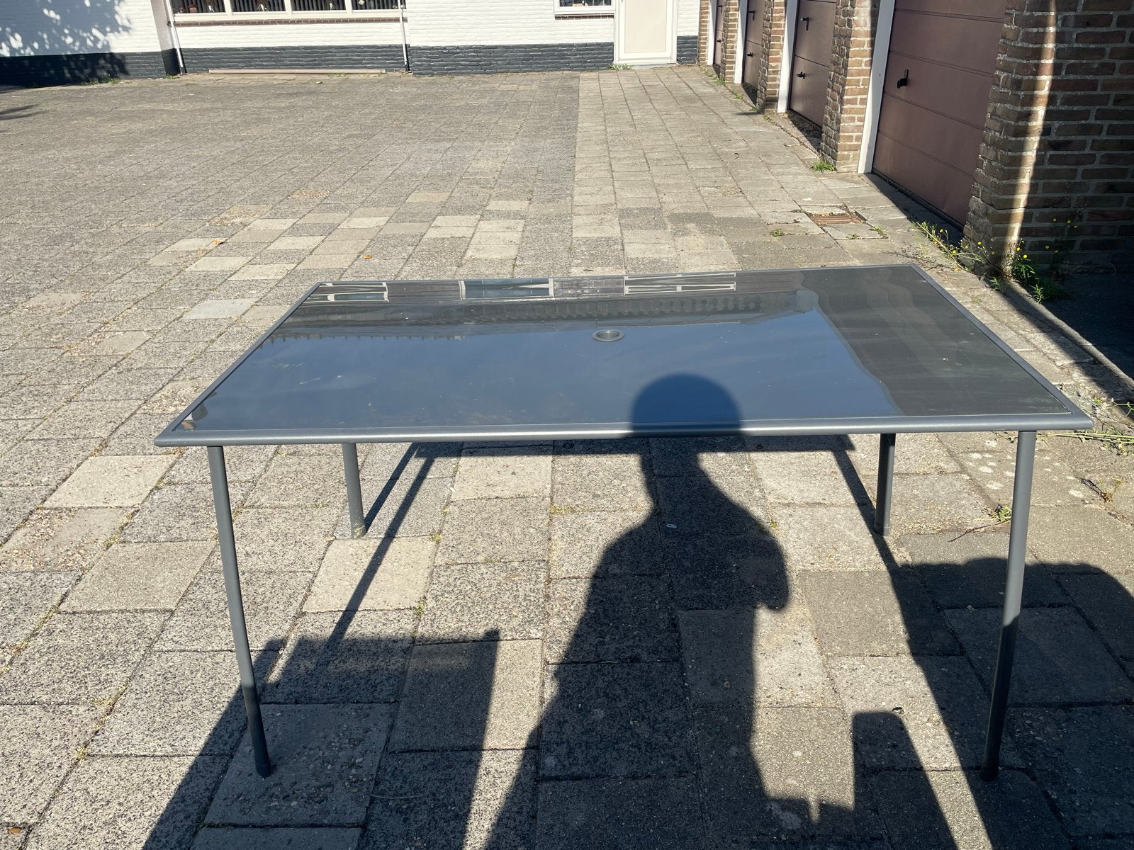 Nieuwe tuinset, + parasol - slechts één seizoen gebruikt, Ophalen, 4 zitplaatsen, Eettafel, Aluminium