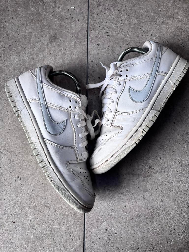 Nike Dunk Low Platinum Grey 40.5, Ophalen of Verzenden, Zo goed als nieuw, Grijs, Sneakers of Gympen