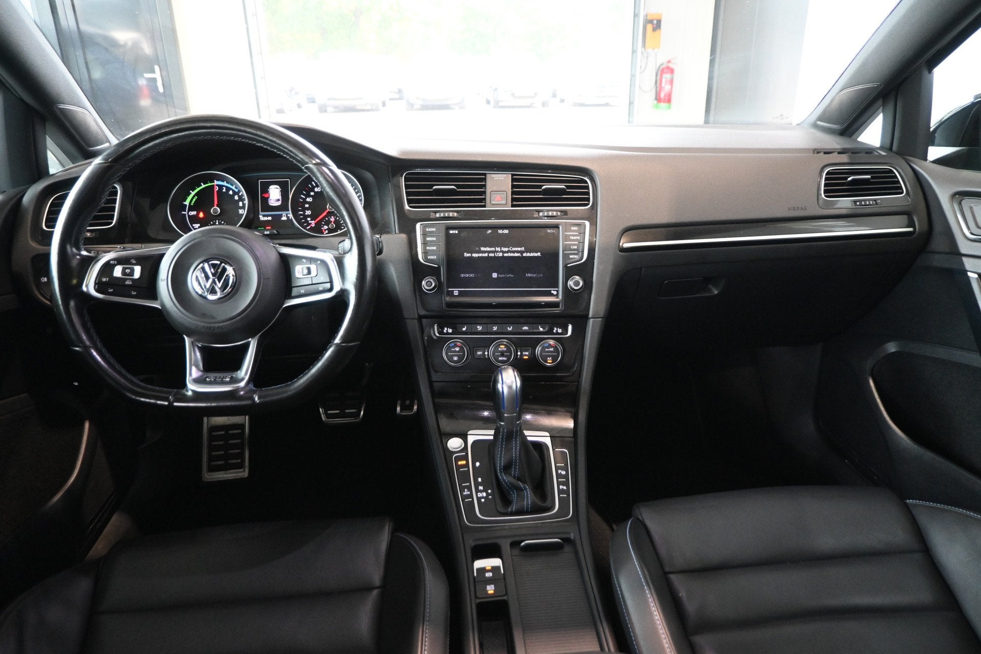Volkswagen Golf 1.4 TSI GTE Clima Adaptieve cruise Panoramad, Auto's, 8 kWh, Gebruikt, 4 cilinders, Met garantie (alle)