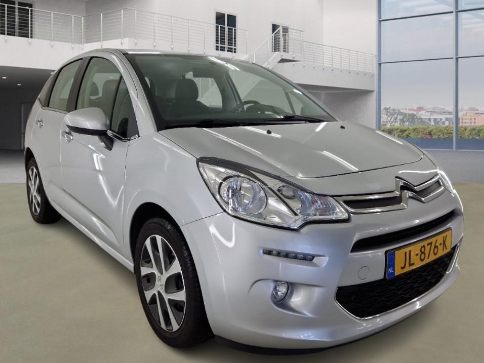 Citroen C3 1.2 PureTech Feel Edition 1e Eig. 7.990 km +NAP N, Stof, Gebruikt, 1199 cc, 82 pk