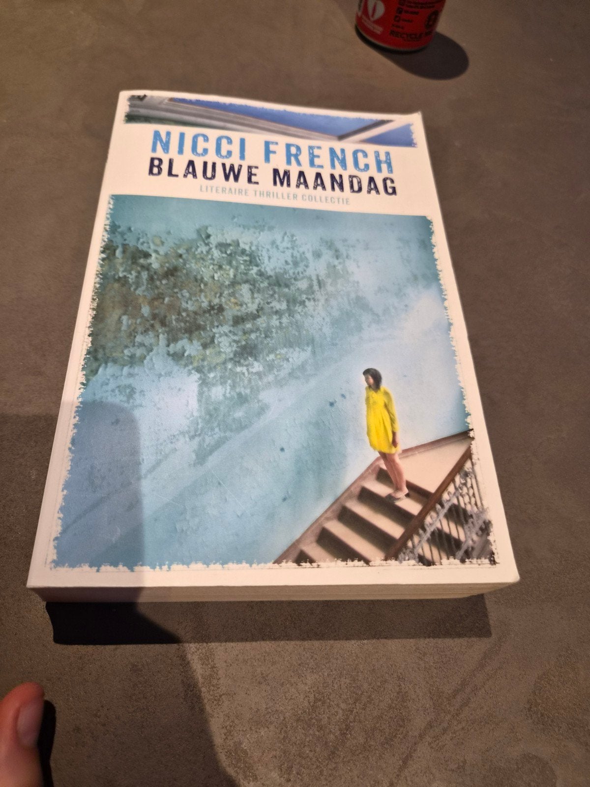 Nicci French - Blauwe maandag, Boeken, Europa overig, Nicci French, Ophalen of Verzenden, Zo goed als nieuw