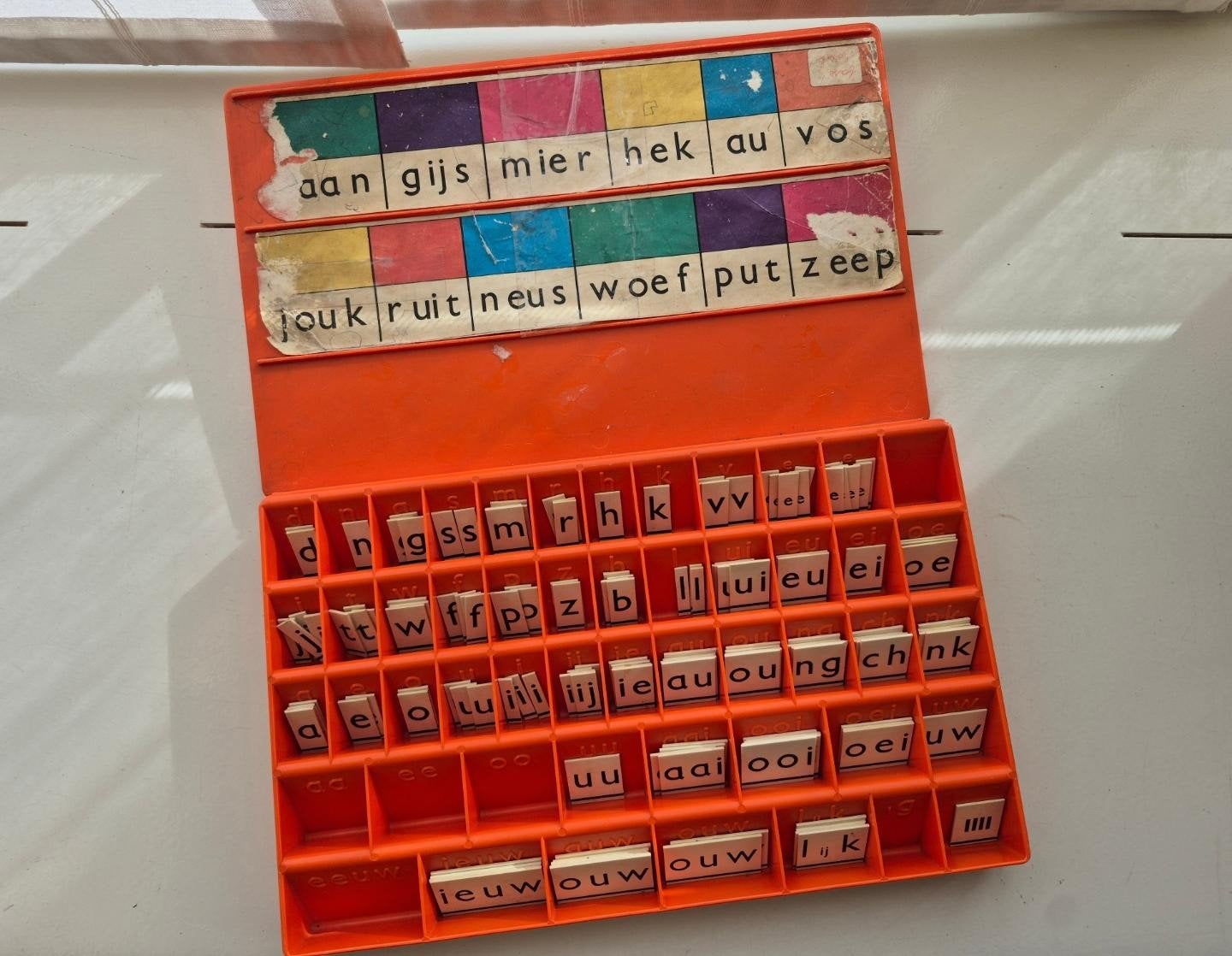 vintage letterbak, Kinderen en Baby's, Ophalen of Verzenden, Gebruikt, Taal en Lezen