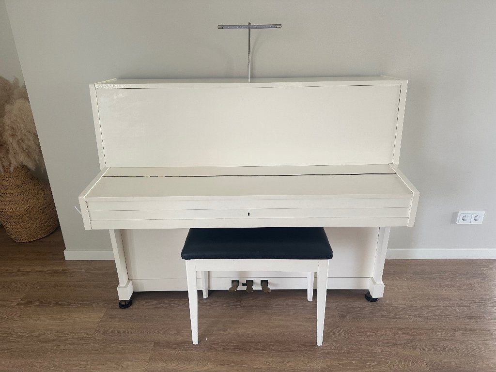 Piano wit witte budapest Hongarije favorisi hangszerkeszito, Ophalen, Gebruikt, Wit, Piano