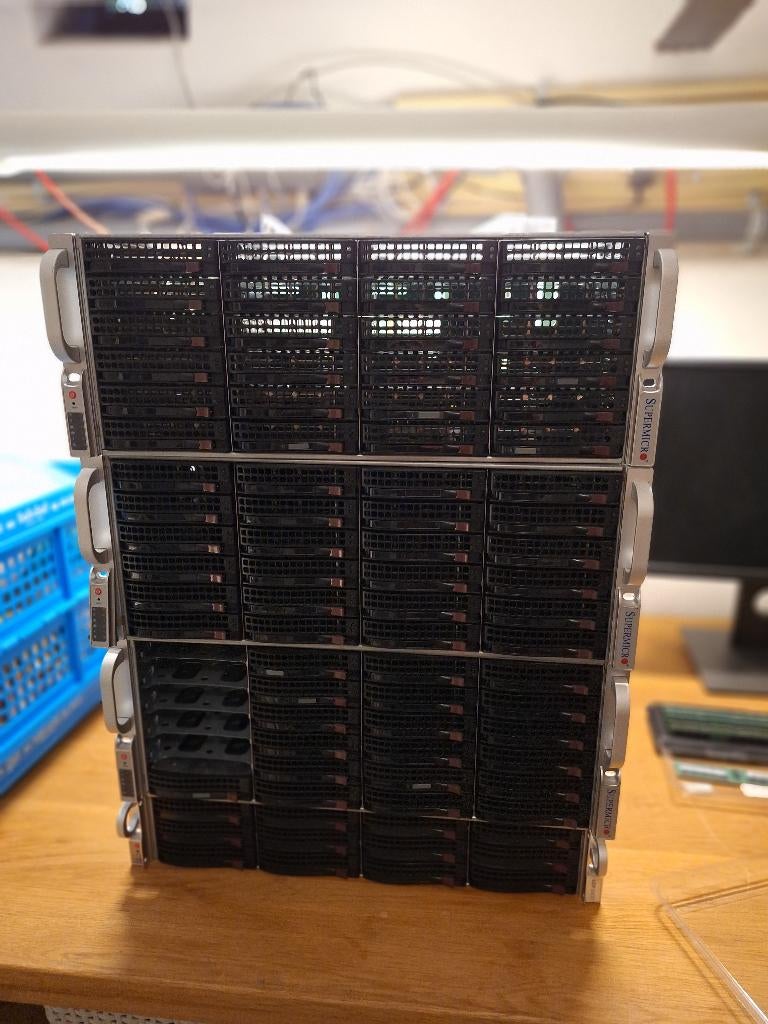 supermicro 4U server, evt met rails, geen mobo, Computers en Software, Servers, Ophalen of Verzenden, Gebruikt