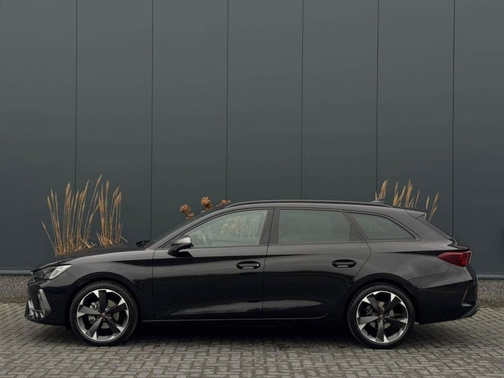 Cupra León