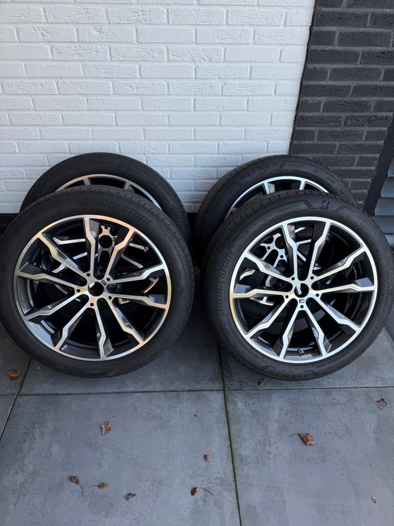 BMW X3 20 inch originele velgen met Bridgestone zomerbanden, Ophalen, Banden en Velgen, Terreinwagen, 20 inch