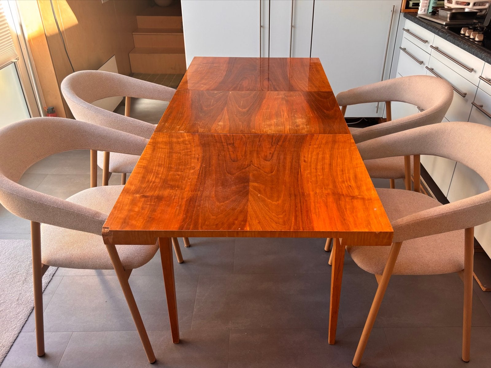 Uitschuifbare vintage eettafel, Ophalen