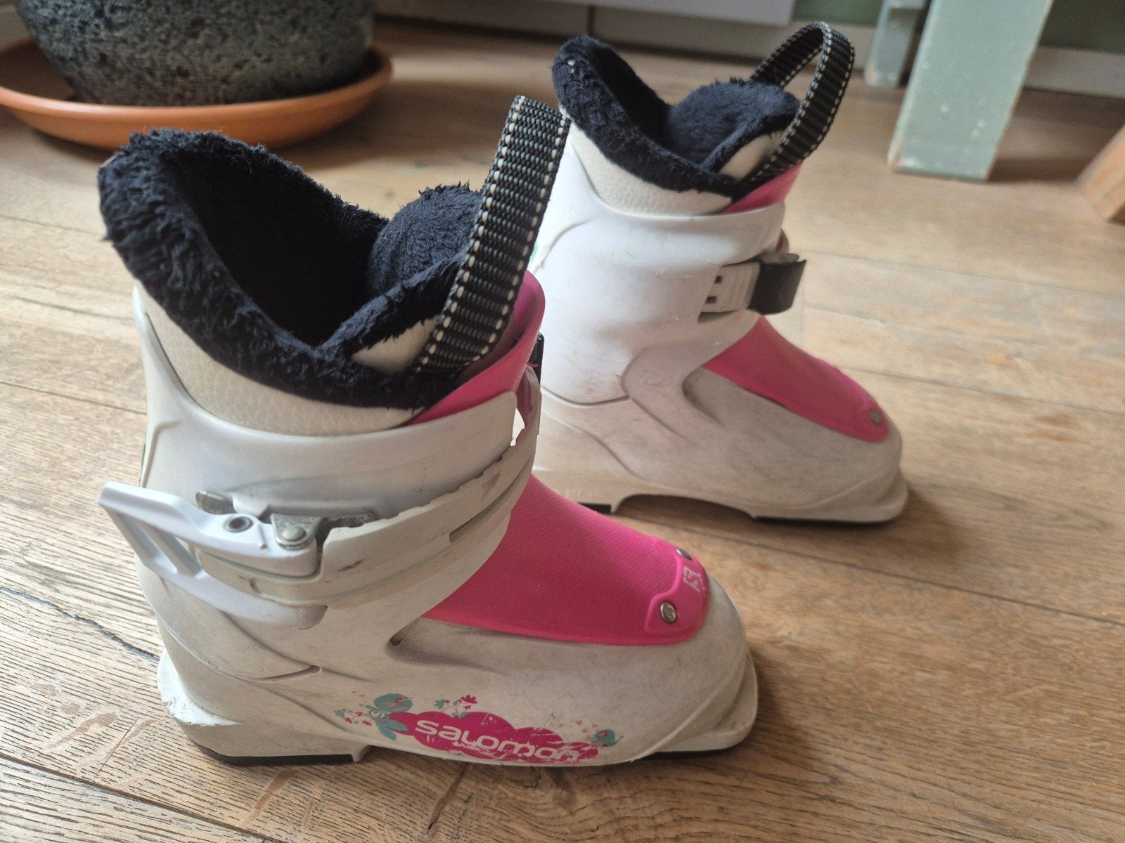 kinder skischoenen maat 17/18, Sport en Fitness, Ophalen, Gebruikt, 100 tot 140 cm, Schoenen