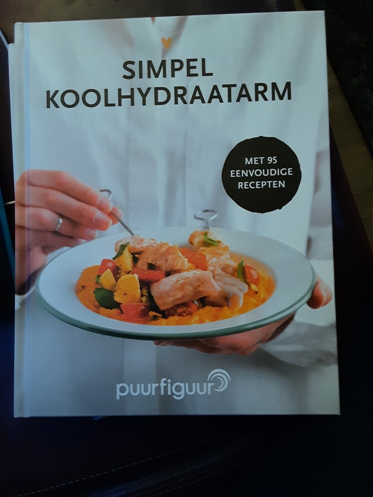 Simpel Koolhydraatarm kookboek - Puurfiguur, Boeken, Ophalen of Verzenden, Nieuw, Hoofdgerechten, Gezond koken