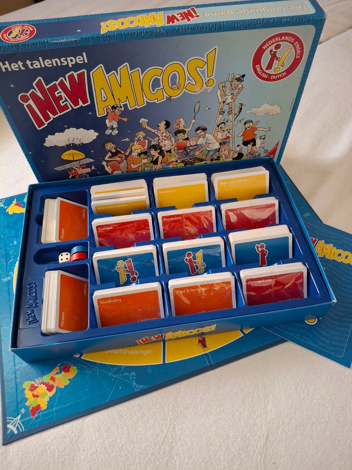 New amigos talenspel Nederlands Engels, Ophalen of Verzenden, Zo goed als nieuw
