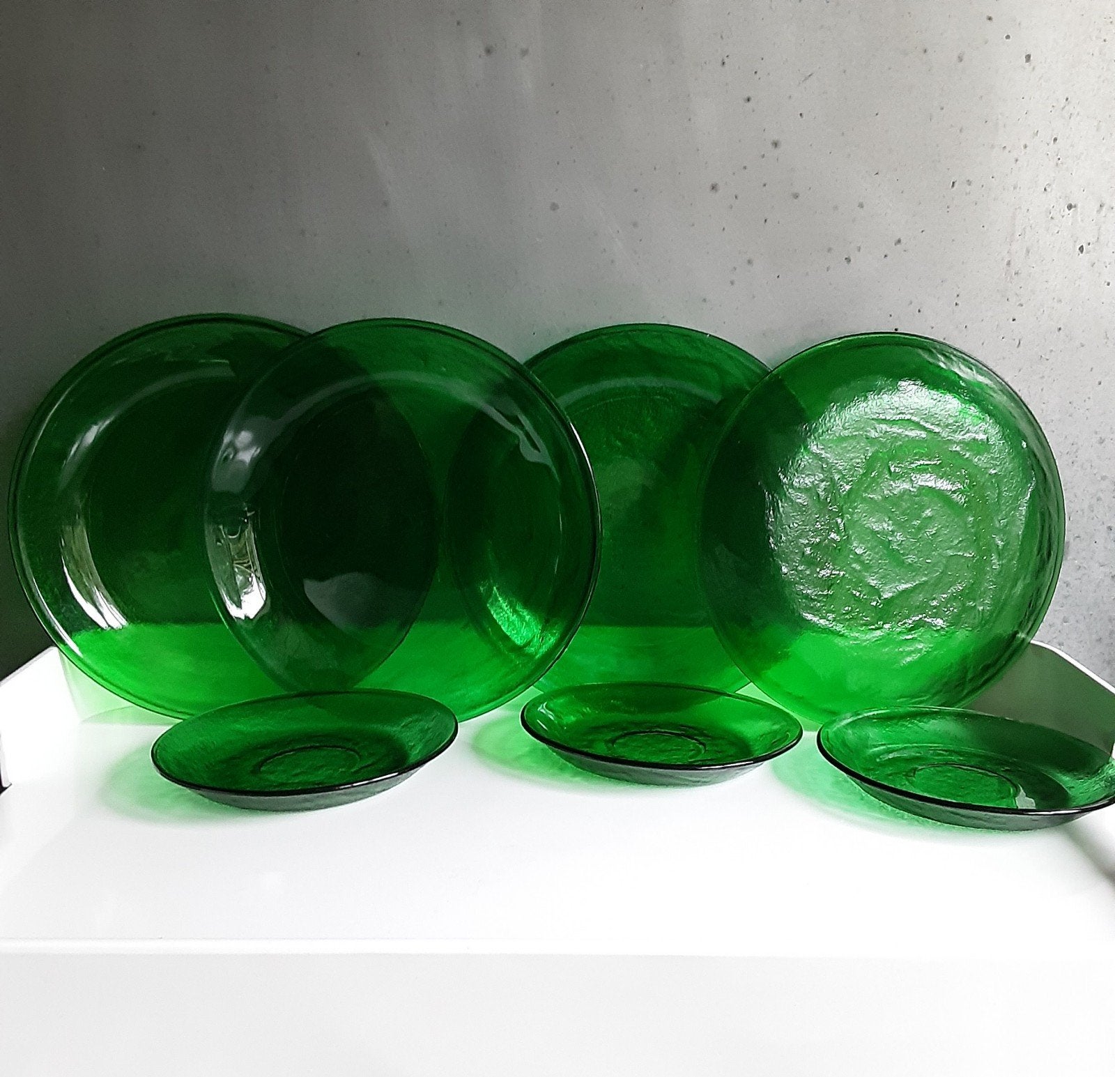 Arcoroc Sierra 7 delig 4 grote borden 3 kleine bordjes groen, Gebruikt, Overige merken, Vintage, Ophalen of Verzenden
