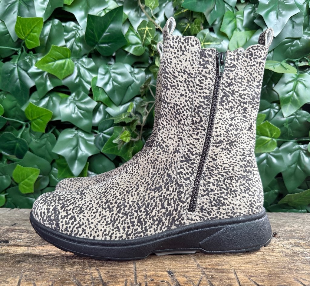 Nieuwe  laarsjes Xsensible Stretchwalker maat 41 (wijdte H), Beige, Lage of Enkellaarzen, Nieuw, Ophalen of Verzenden