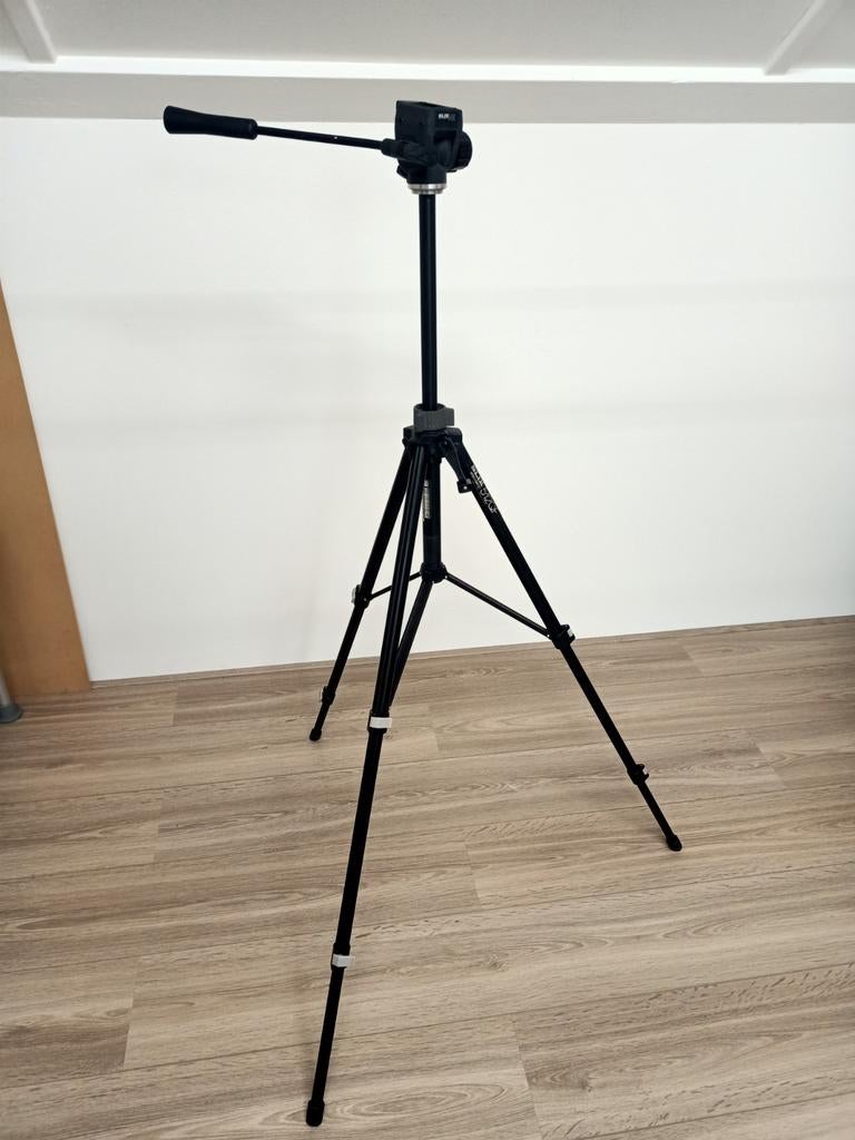 Slik 5120F statief, Ophalen, Zo goed als nieuw, Minder dan 150 cm, Driepoot