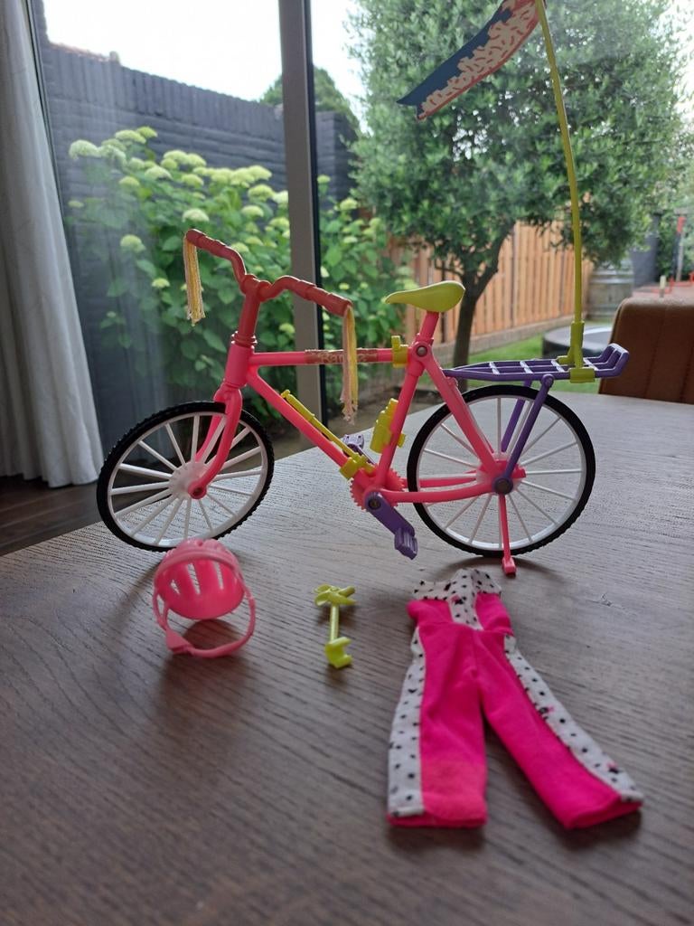 Vintage Barbie 1991 - Dress and Go  Mountain Bike set, Ophalen of Verzenden, Zo goed als nieuw, Accessoires