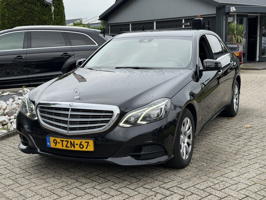 Mercedes-Benz E-Klasse E300 Benzine 6-Cilinder Sedan 2014 Fa, Automaat, Euro 5, Gebruikt, Zwart