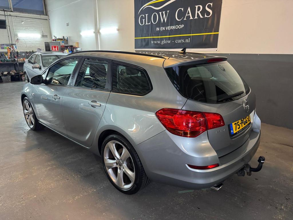 Opel Astra Sports Tourer 1.6 Turbo Cosmo |AIRCO|CRUISE|NAVI|, Voorwielaandrijving, Gebruikt, Zwart, 4 cilinders