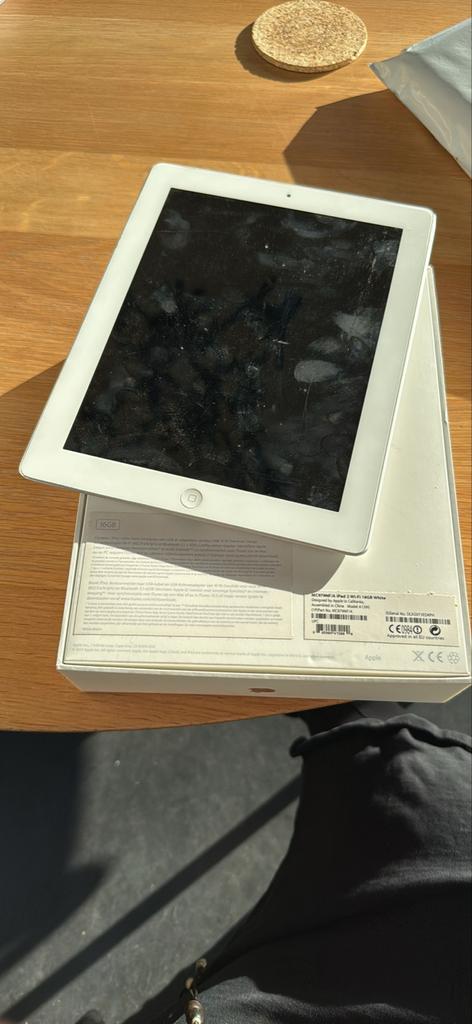 iPad 2 Wifi 16GB Wit - Batterij defect, voor onderdelen, Ophalen, Apple iPad, Wit, Niet werkend