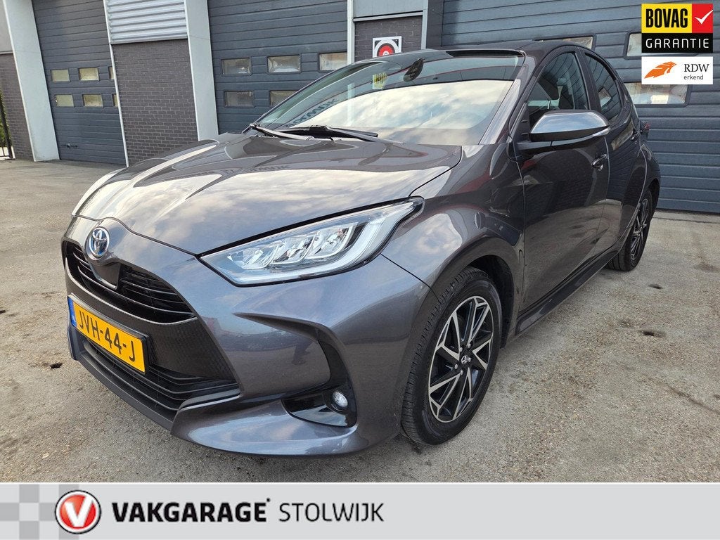 Toyota Yaris 1.5 Hybrid 115 Active Automaat, Cruise-controle, Gebruikt, 450 kg, 1490 cc, Bedrijf