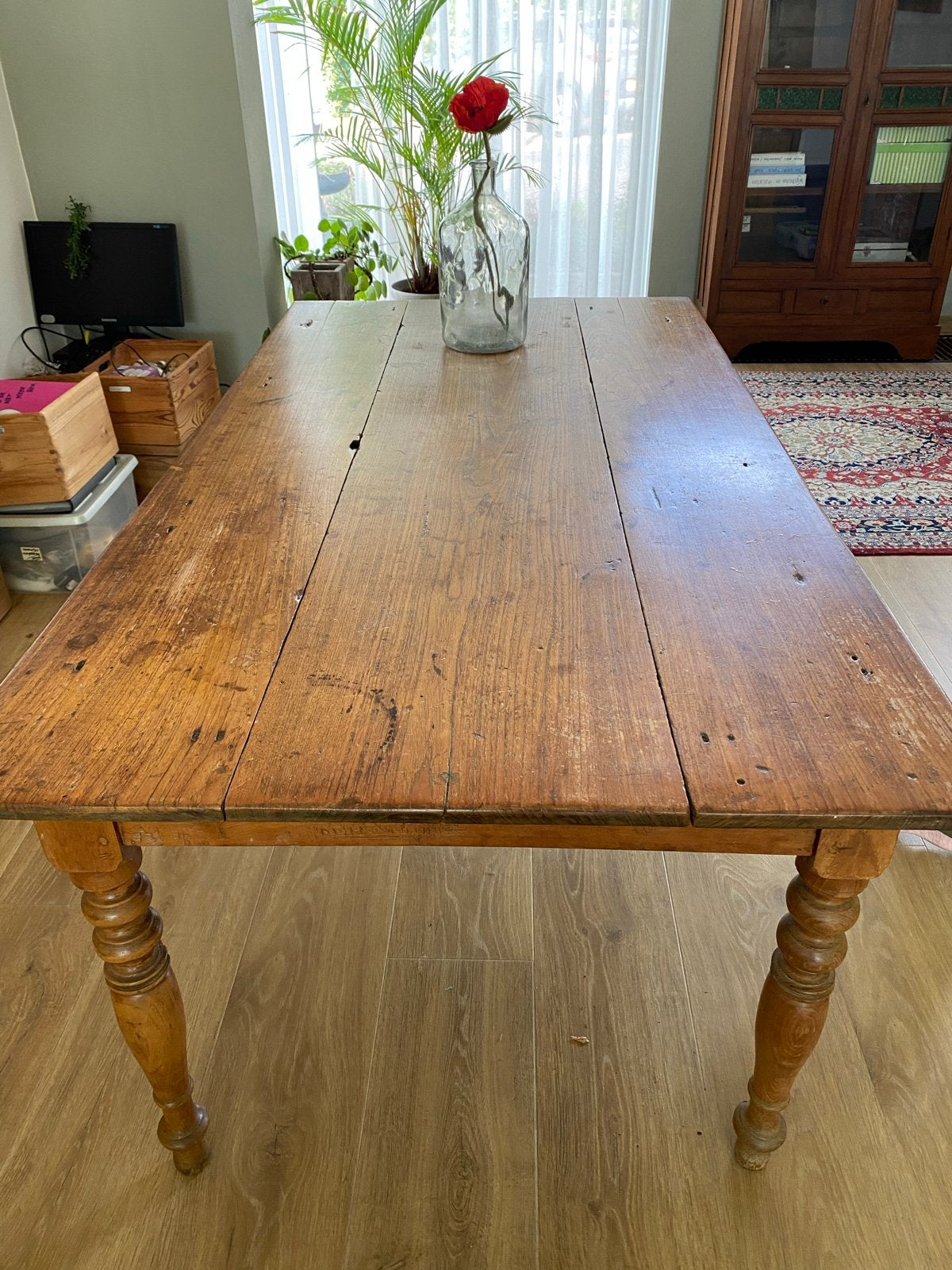 Antieke houten eettafel met gedraaide poten, Ophalen
