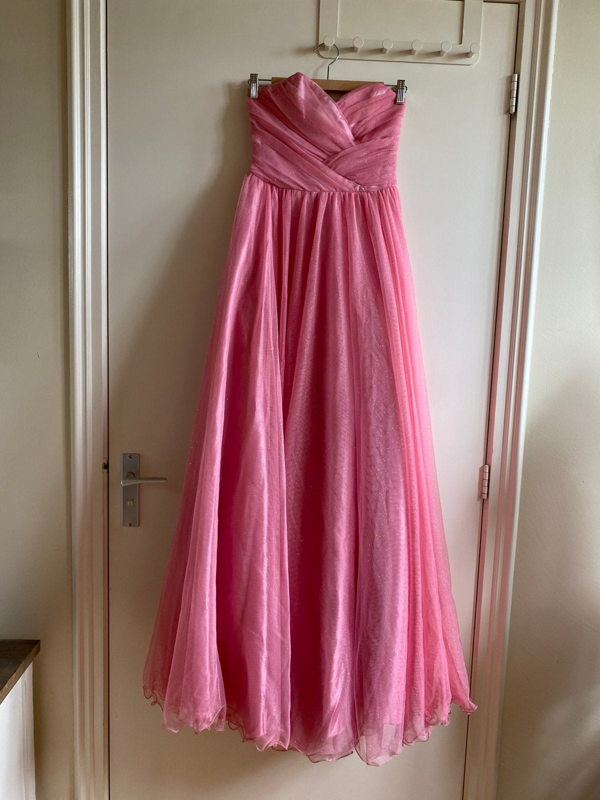 Lange roze tule jurk, Maat 38/40 (M), Ophalen of Verzenden, Zo goed als nieuw, Roze