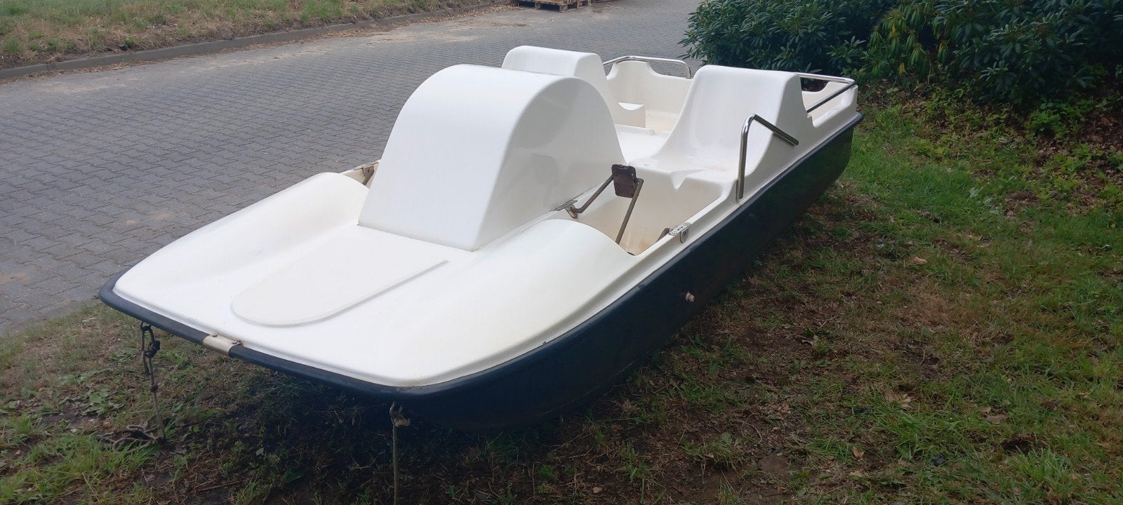 Mooie waterfiets van 380 lang en 150 cm breed, Watersport en Boten, Ophalen, Gebruikt, Overige typen, Motorboot