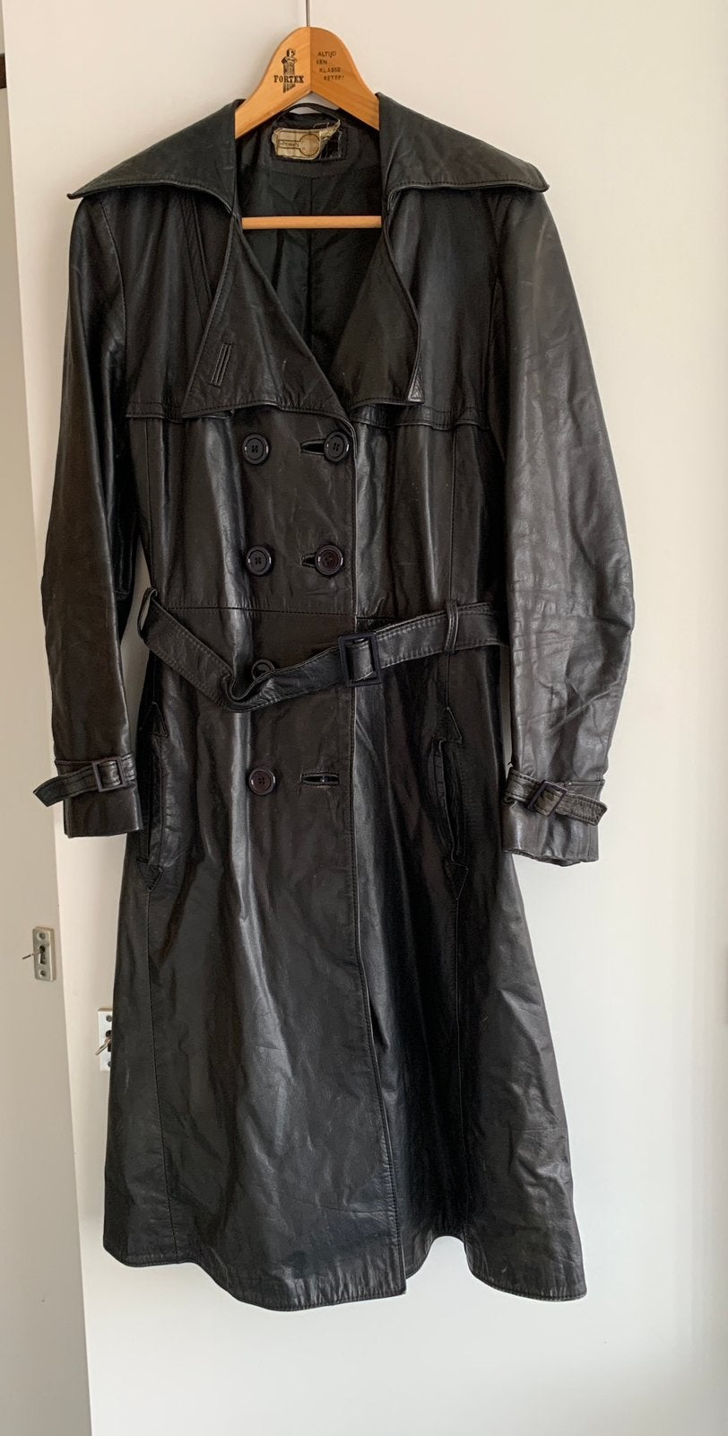 Vintage Zwarte Leren Trenchcoat - Maat M Jaren 70, Ophalen of Verzenden, Gedragen, Maat 38/40 (M), Zwart