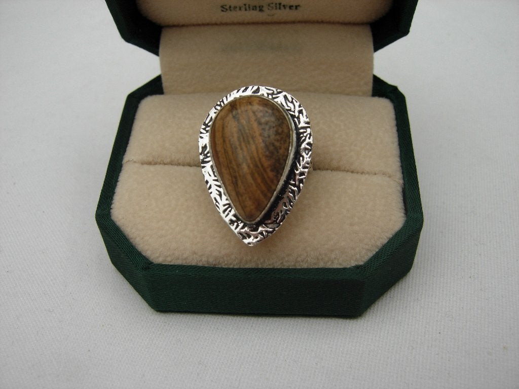 ZILVEREN RING MET TIJGEROOG., Verzenden, Zilver, Ring, Met edelsteen