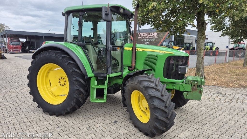 JOHN DEERE 6220 SE PowerQuad, John Deere, 80 tot 120 Pk, Gebruikt, -