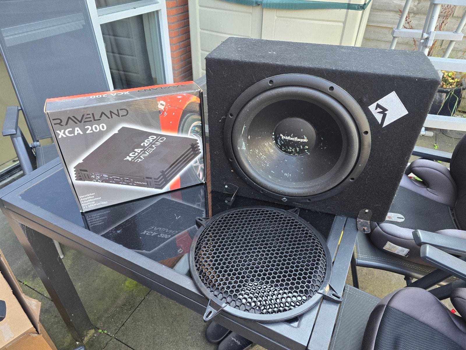 Rockford Fosgate R1-1X12 Subwoofer met Raveland XCA 200, Auto diversen, Ophalen
