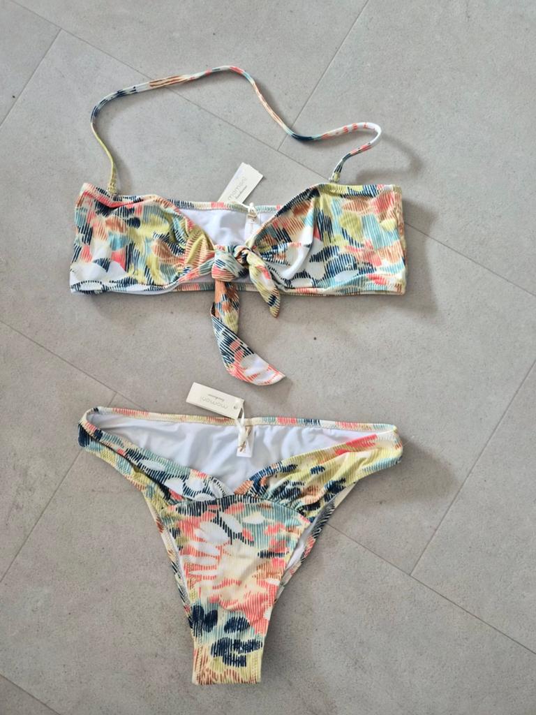 Momoni bikini 2 delig 
nieuw met kaartje, Overige kleuren, Momoni, Nieuw, Ophalen of Verzenden