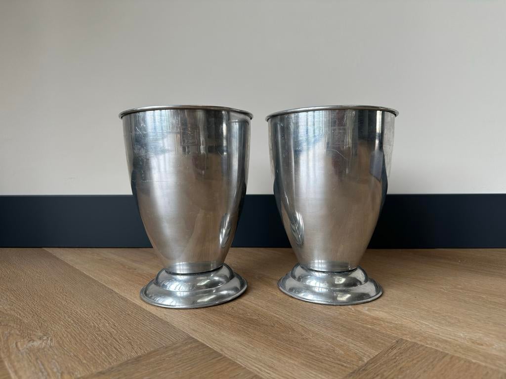 Set van 2 vintage aluminium vazen, Riviera Maison, Overige materialen, Gebruikt, Overige kleuren, Ophalen of Verzenden