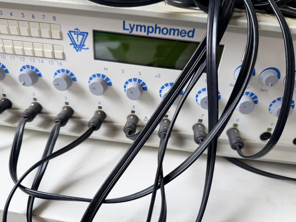 Lymphomed, Ophalen of Verzenden, Zo goed als nieuw